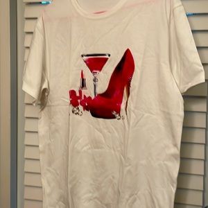 Cute stretchy pull over tshirt